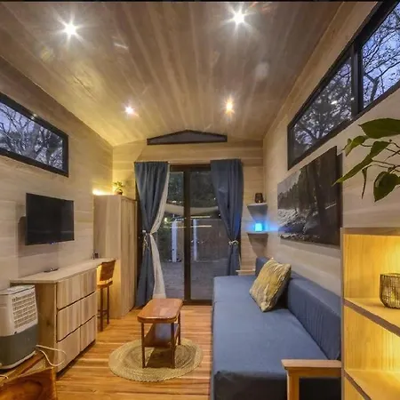 Casita Vnv Walking Distance To The Beach